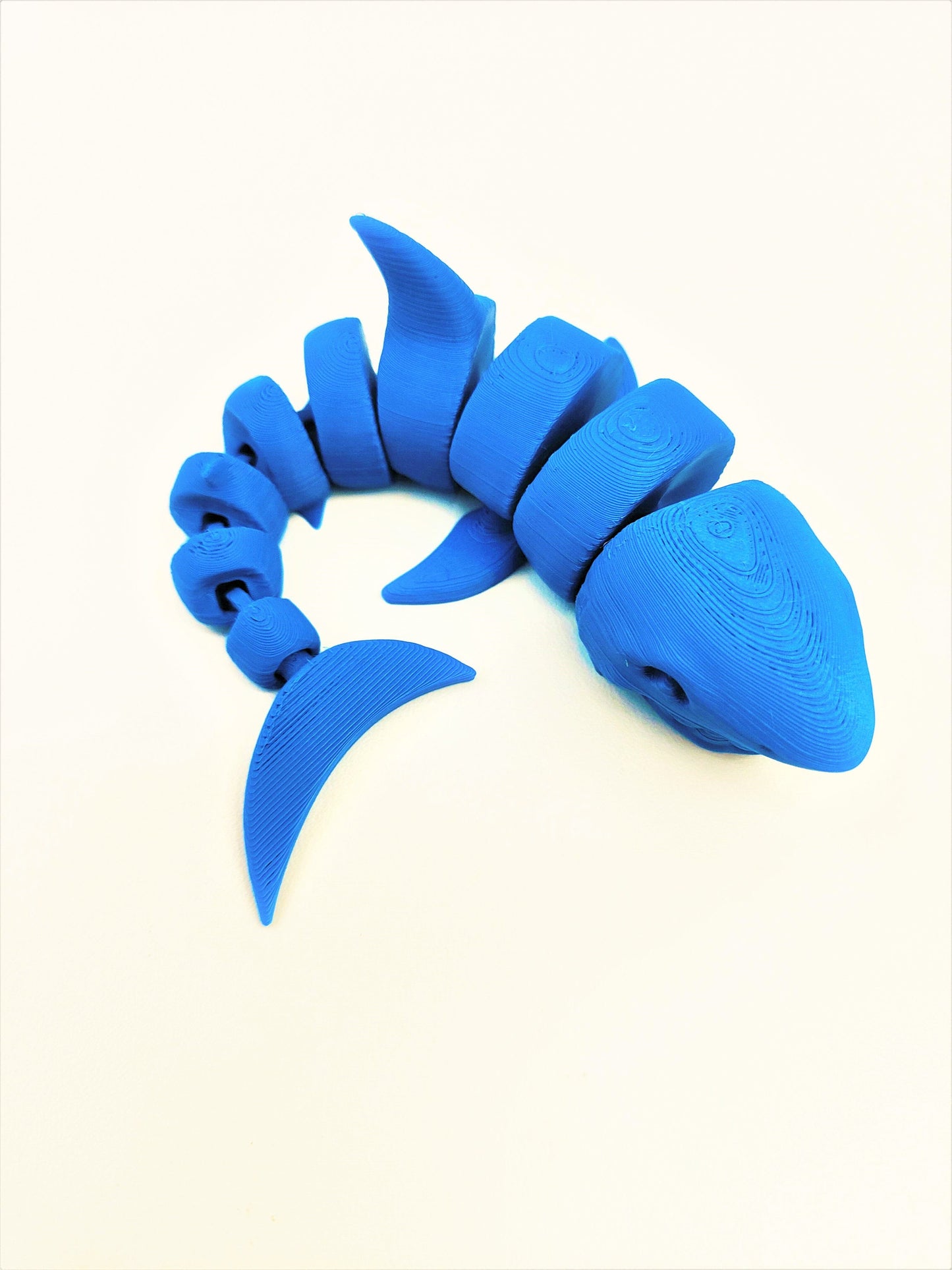 Shark 3D Printed Fidget Toy - Desk - Desk Pet - Perfect gif for Shark lover - Articulated Shark Figurine