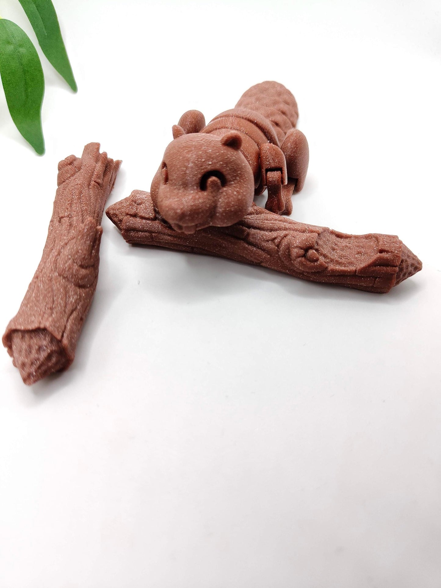 Adorable Articulated Beaver Toy – Cute Flexible Animal Figure with Movable Parts – Charming Desk Buddy Gift for Animal Lovers and Kids