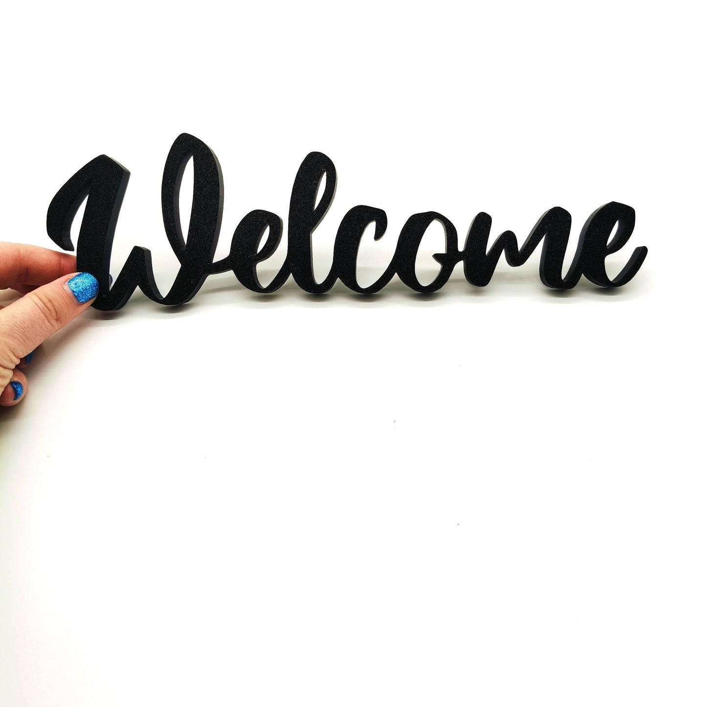 Elegant 'Welcome' Wall or Door Sign - Perfect for Modern and Classic Home Décor Styles