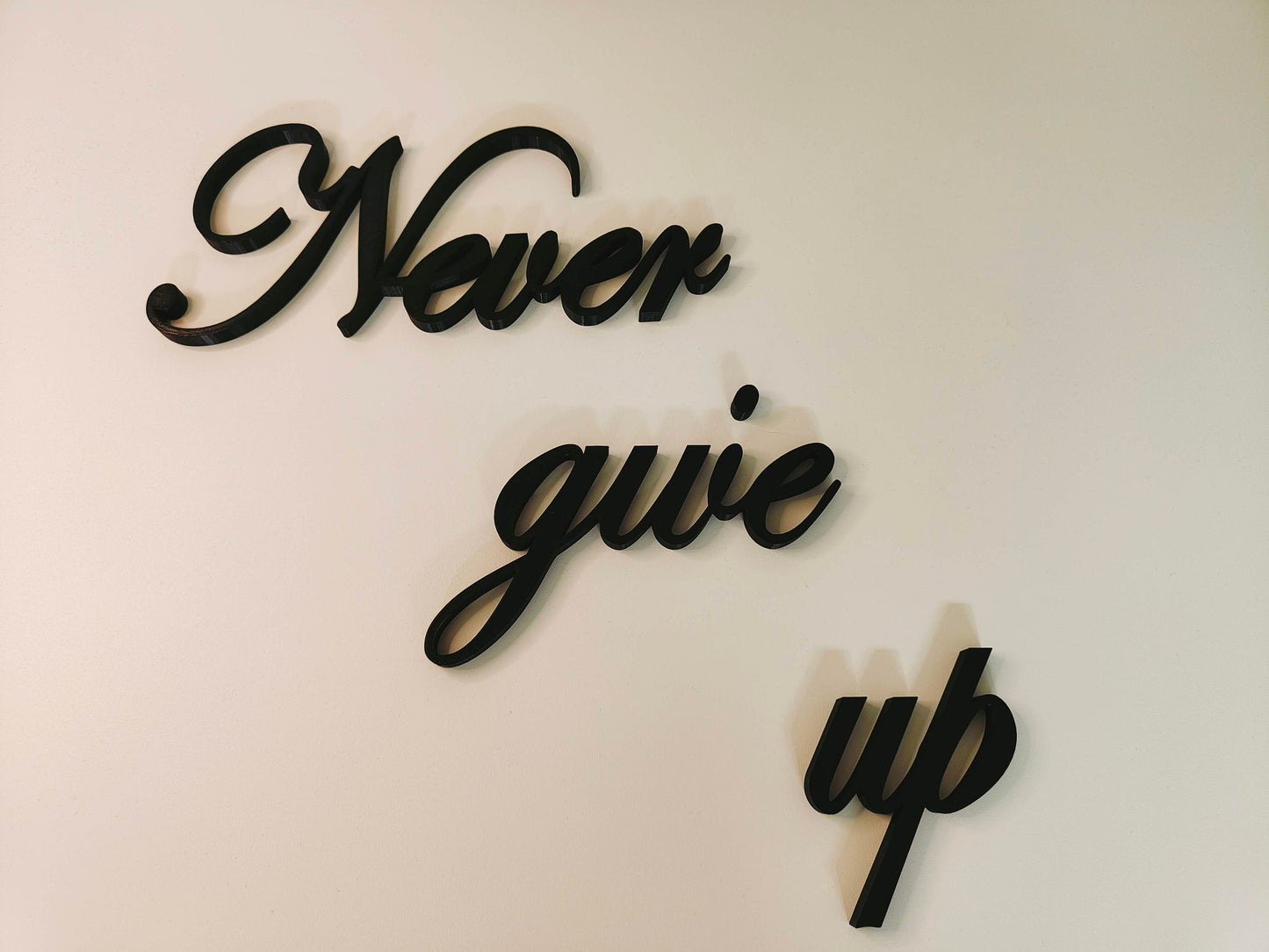 Never give up sign, wall plastic sign, motivational quote sign, sign home decor, 3D printed
