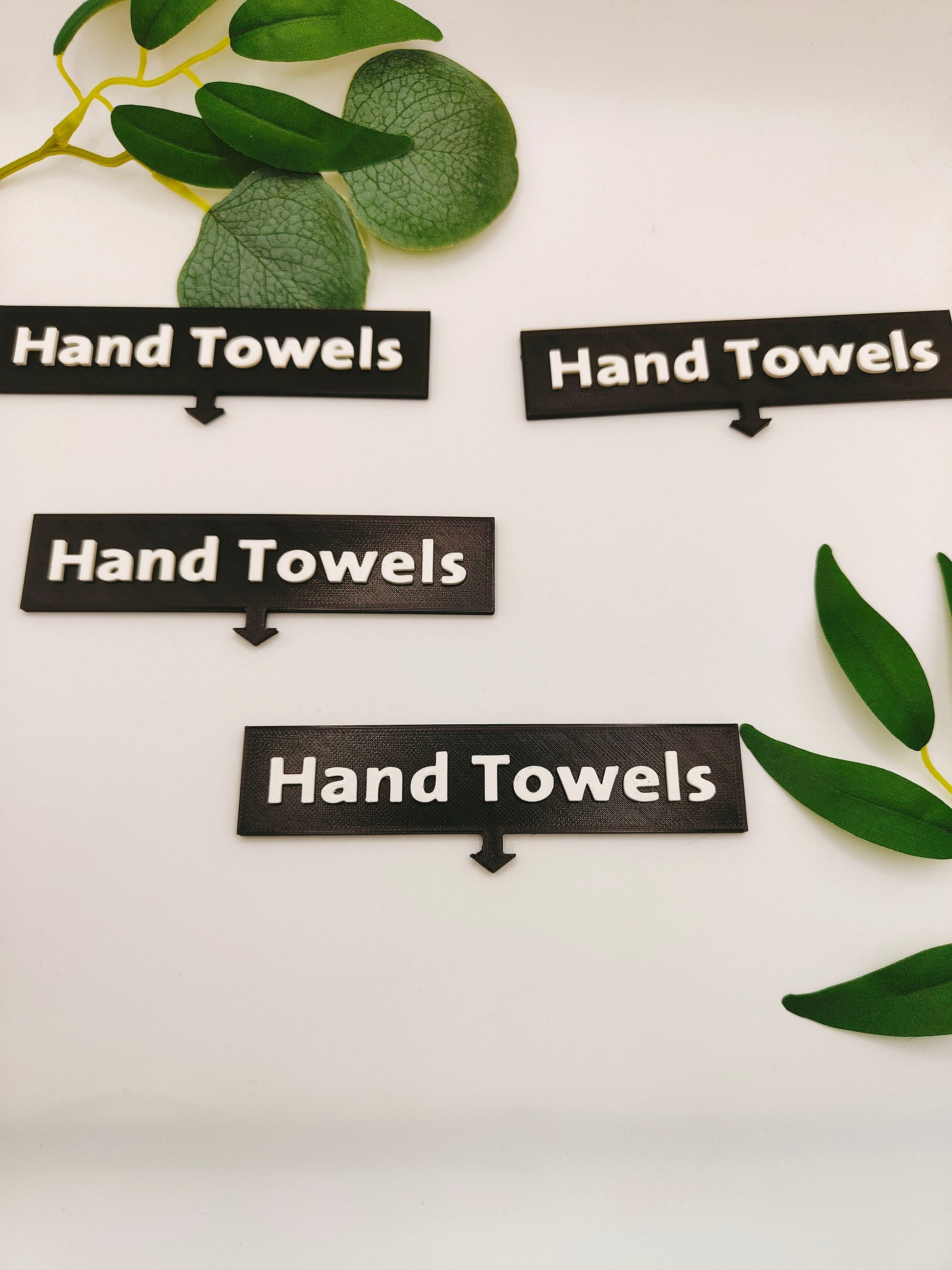 Personalized Hand Towels sign, bathroom sign, bathroom decor, Modern Towel pla sign with arrow, custom