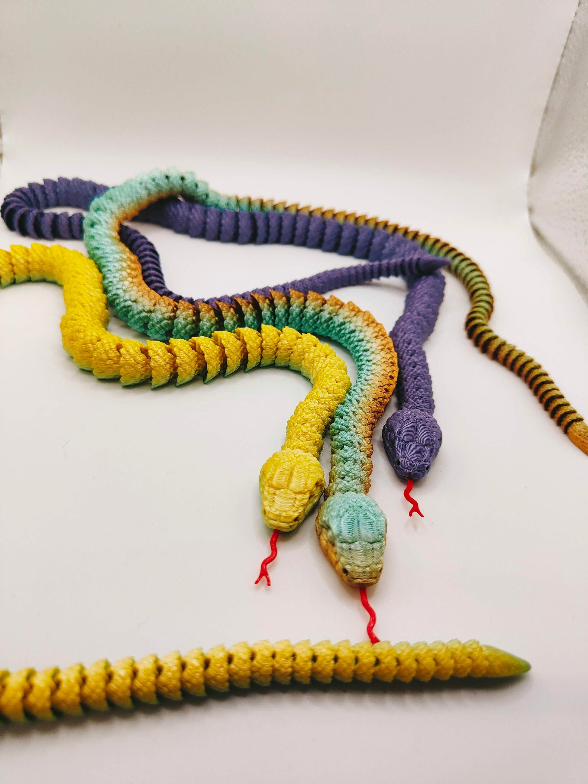 Articulated Snake Flexible 3D Printed Fidget Toy - Desk - Stress Toy -
