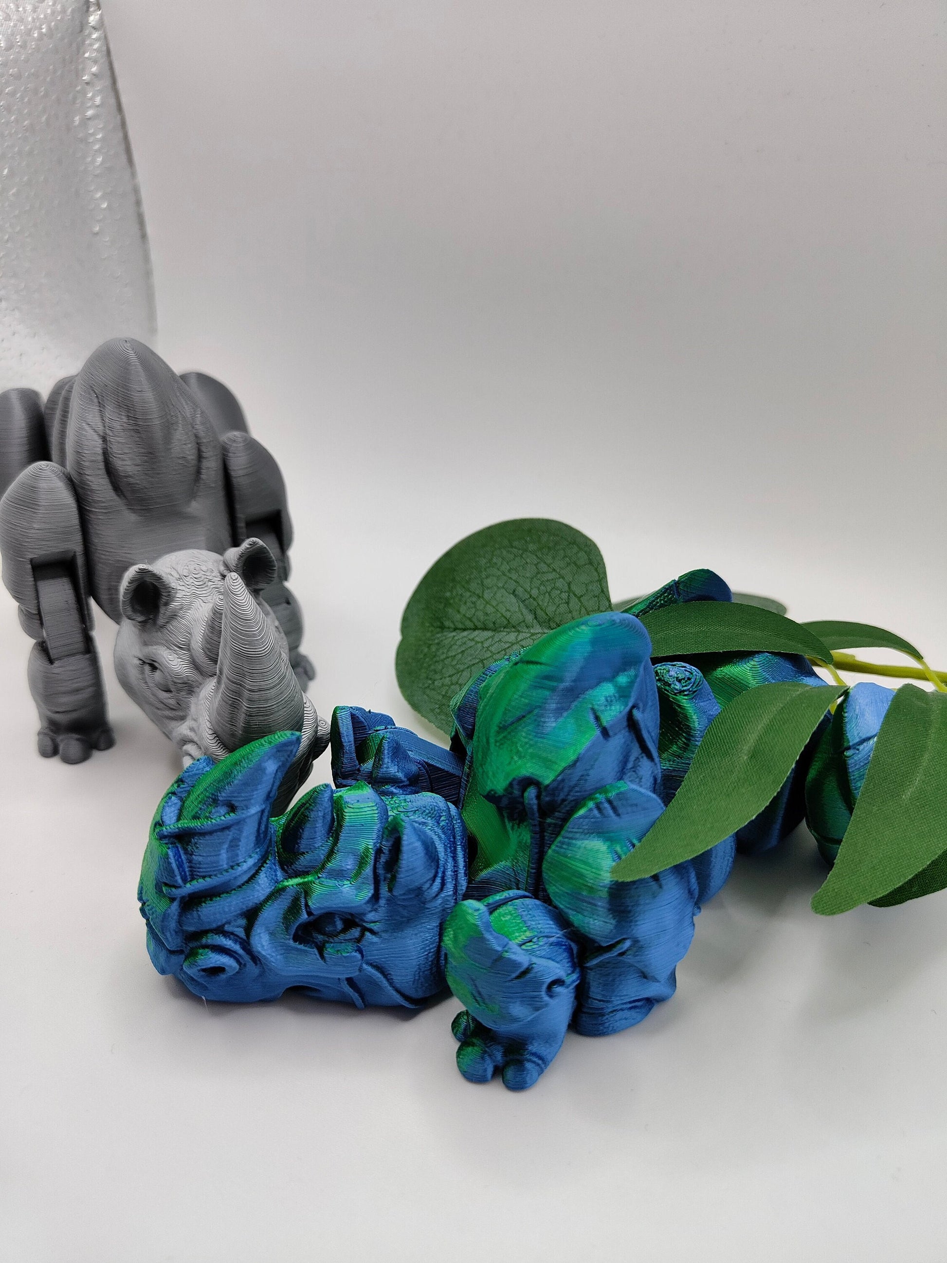 Articulated rhino | 3d Printed rhinoceros | Flexible | Custom Fidget Toy, Desk Pet, Unique Toy - Fidget Toy | rhino with armour