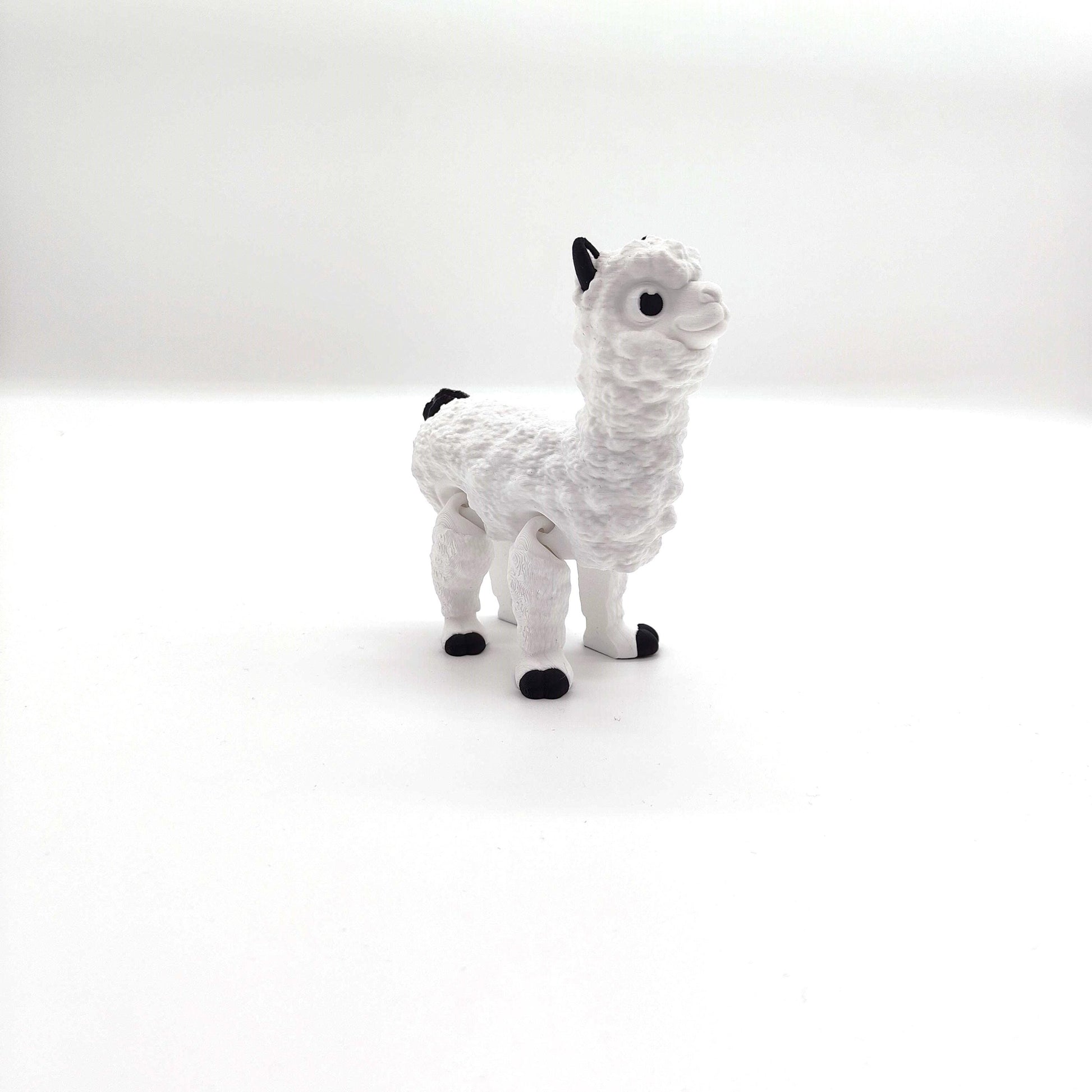 Articulated Alpaca - Customizable Main Colors for a Unique and Tailored Personal Touch | Figurine Statue | Flexi Alpaca | Art Sculpture