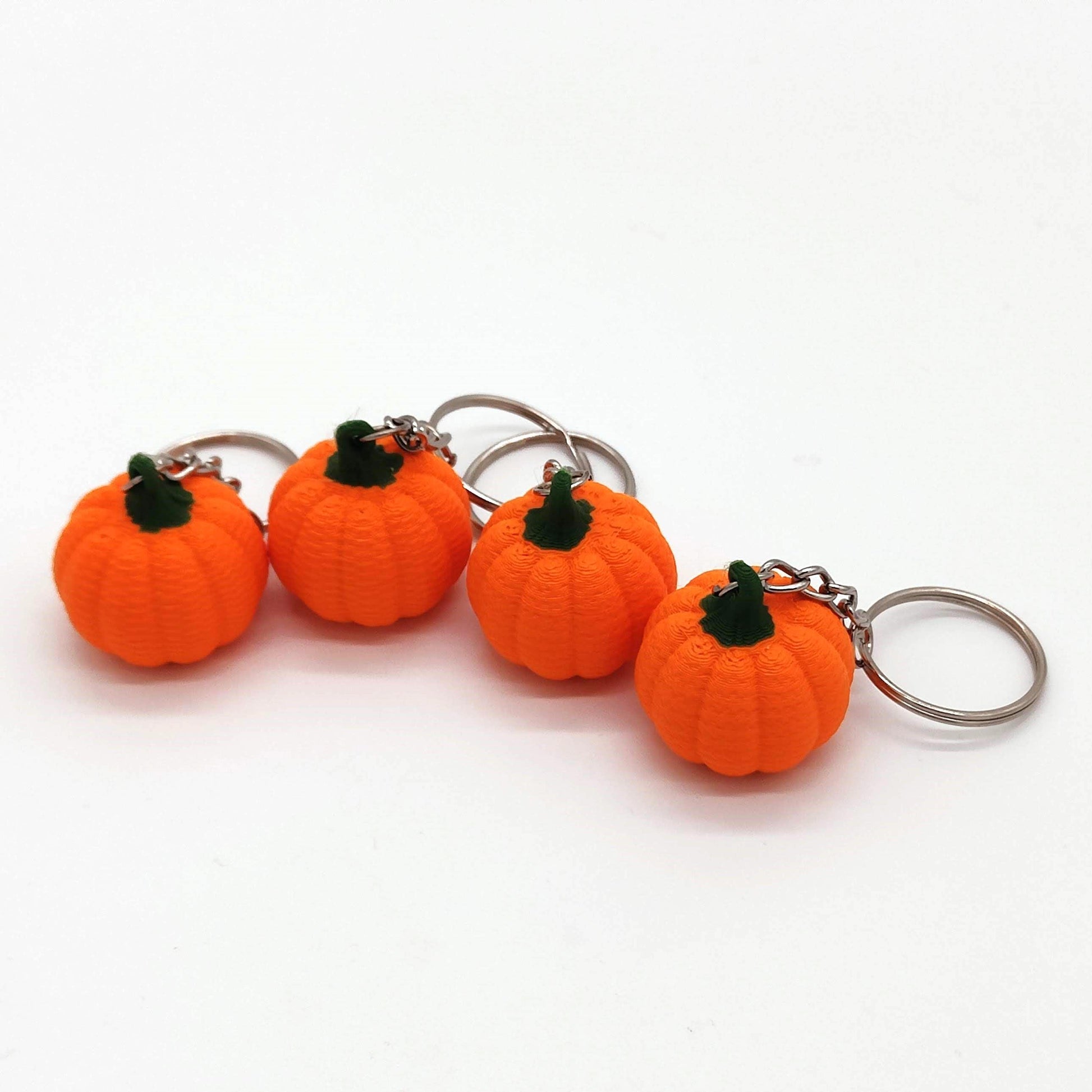 Weave Pumpkin Keychain, Autumn Charm, Cute Fall Accessory, Perfect Seasonal Gift, Halloween Thanksgiving gift, wedding favour