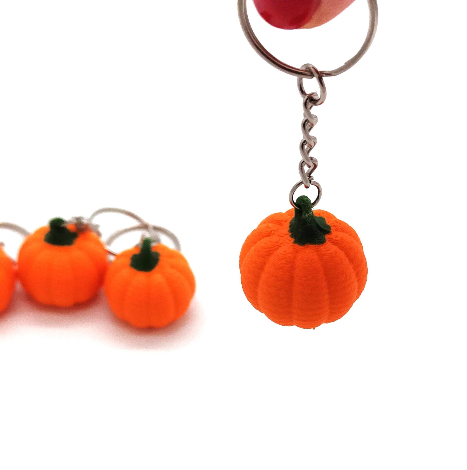 Weave Pumpkin Keychain, Autumn Charm, Cute Fall Accessory, Perfect Seasonal Gift, Halloween Thanksgiving gift, wedding favour