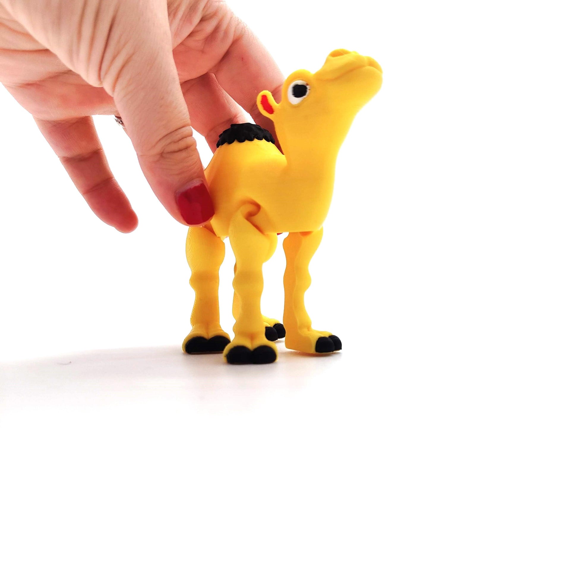 Adorable Flexi Camel Articulated Figurine – Charming and Poseable Collectible with Flexible Joints for Creative Display and Play