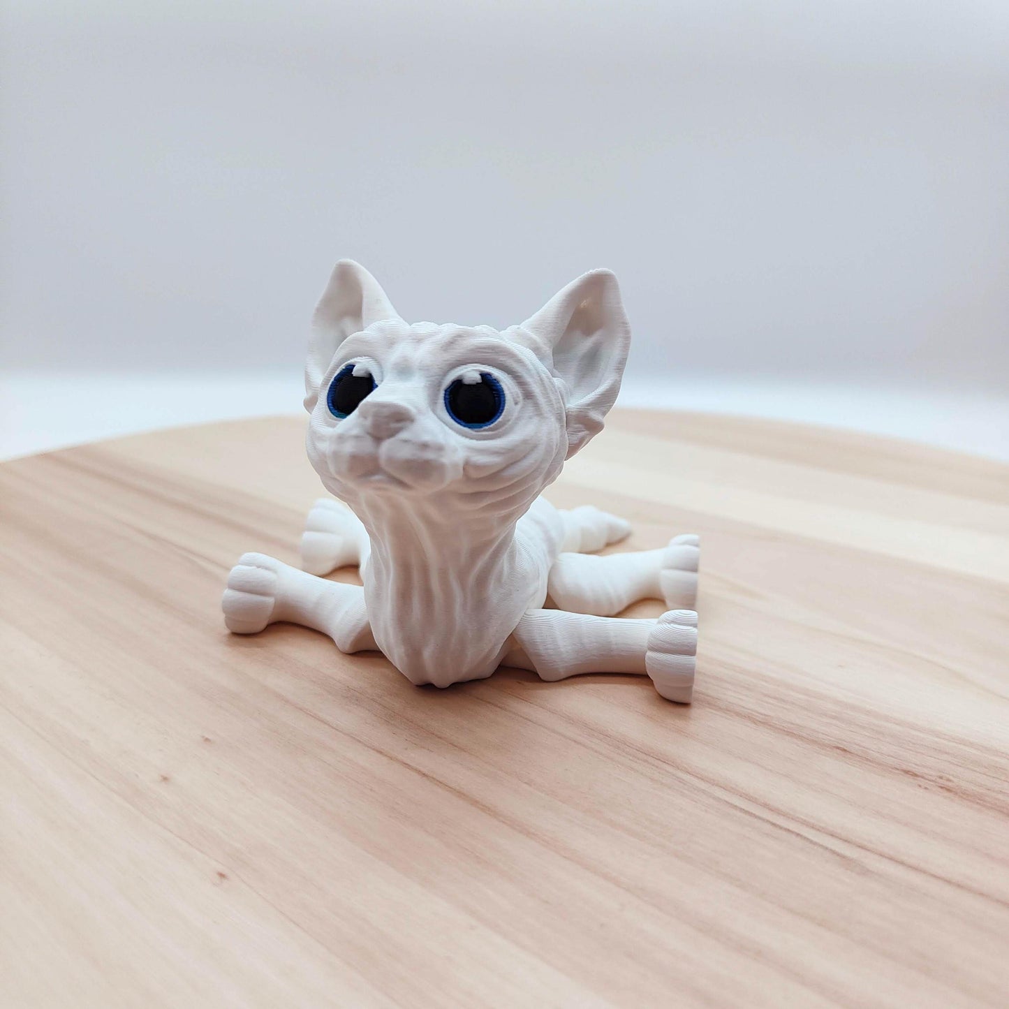 Sphynx Cat Figurine with Big Expressive Eyes – The Perfect Gift for Cat Lovers and Home Décor Enthusiasts, Flexi Sphynx Cat