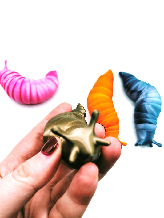 Slug Fidget Toy | 3D Printed Worm Fidget Desk Toy | Friendly Articulated Wiggly Slug : A Fun and Flexible Desk Companion