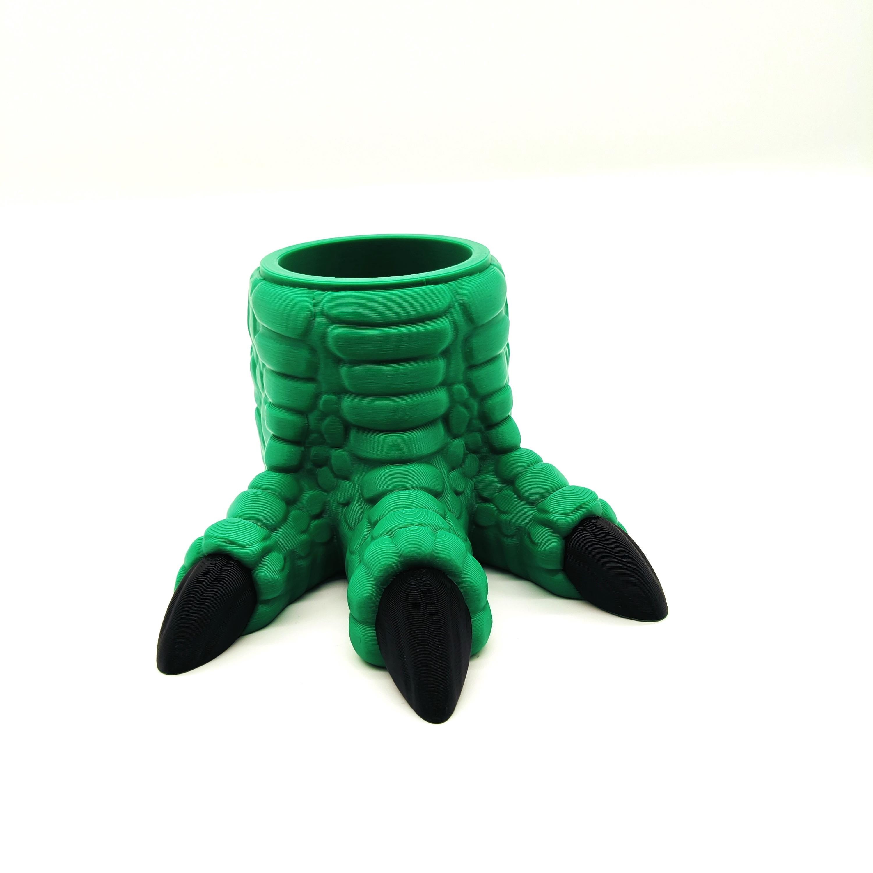 Dinosaur Claw Pencil Holder – Fun Dino Foot Desk Organizer with Realistic Black Claws – Perfect for Kids' Rooms, Office Decor, or Gifts