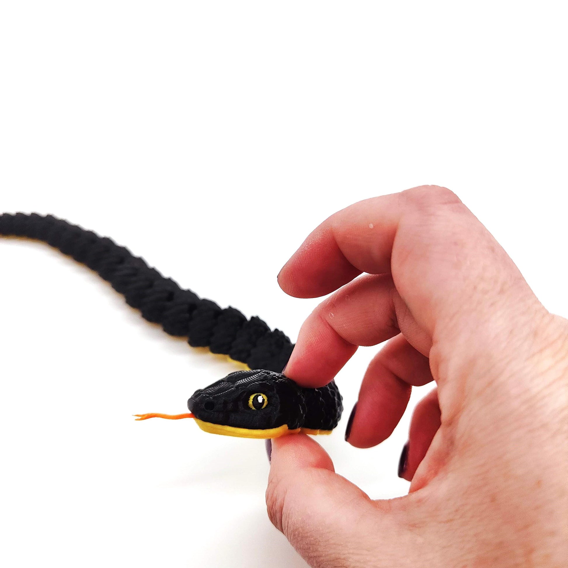 Snake with Flexible, Wiggling Motion – Perfect for Stress Relief, Fidgeting, Desk or Shelf Decor, Pet Enrichment, Educational Tools