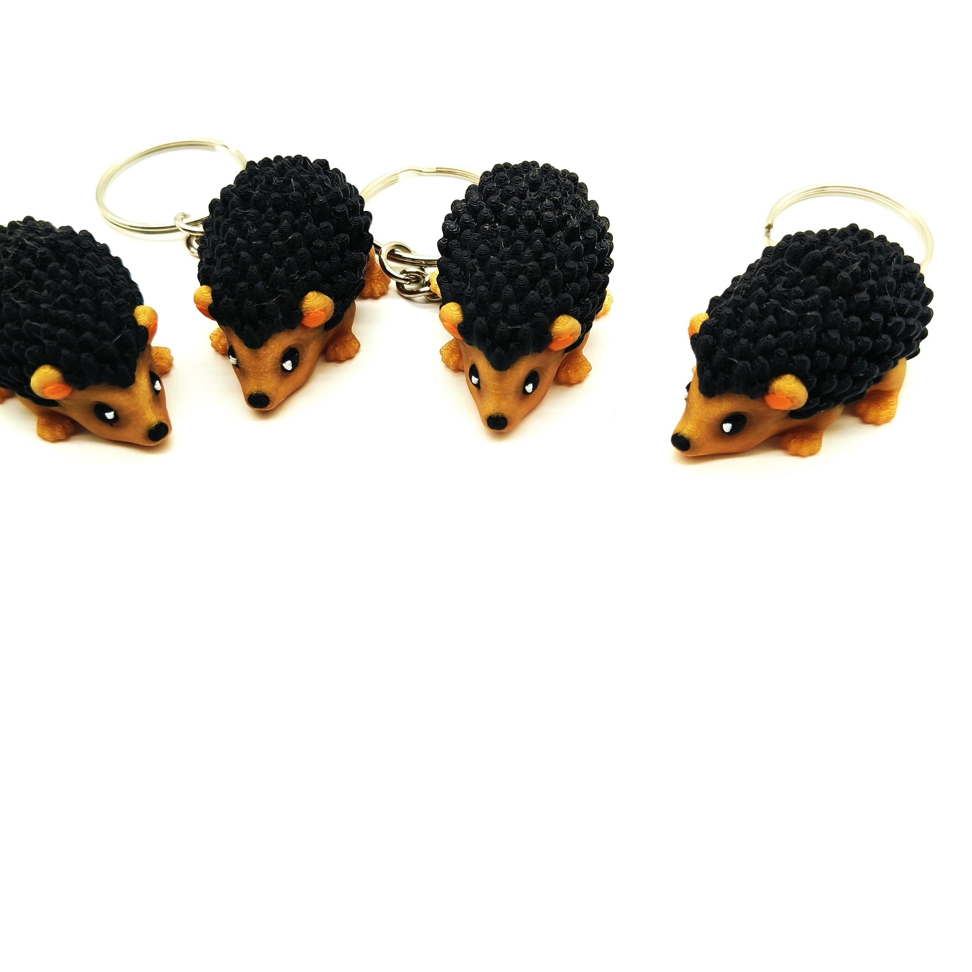 Adorable Hedgehog Keychain – Articulated and Flexible Animal Design, Cute Personalized Gift for Animal Lovers, Perfect for Backpacks or Keys