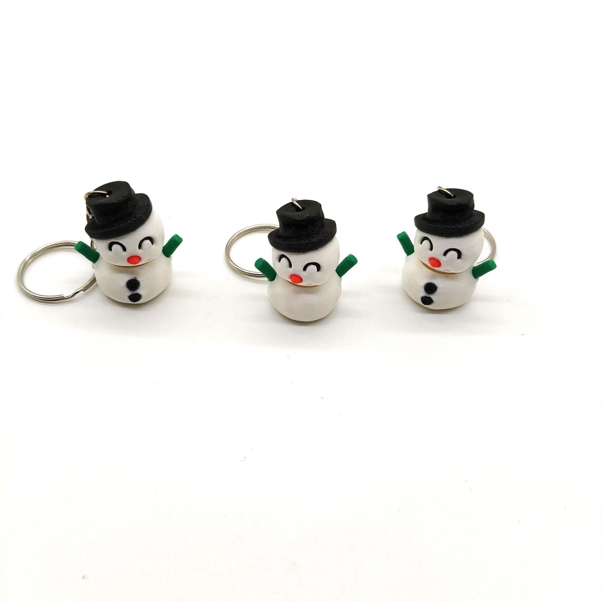 Cute Snowman– Adorable Winter-Themed Accessory for Bags, Keys, and Gifts– Perfect for Animal Lovers