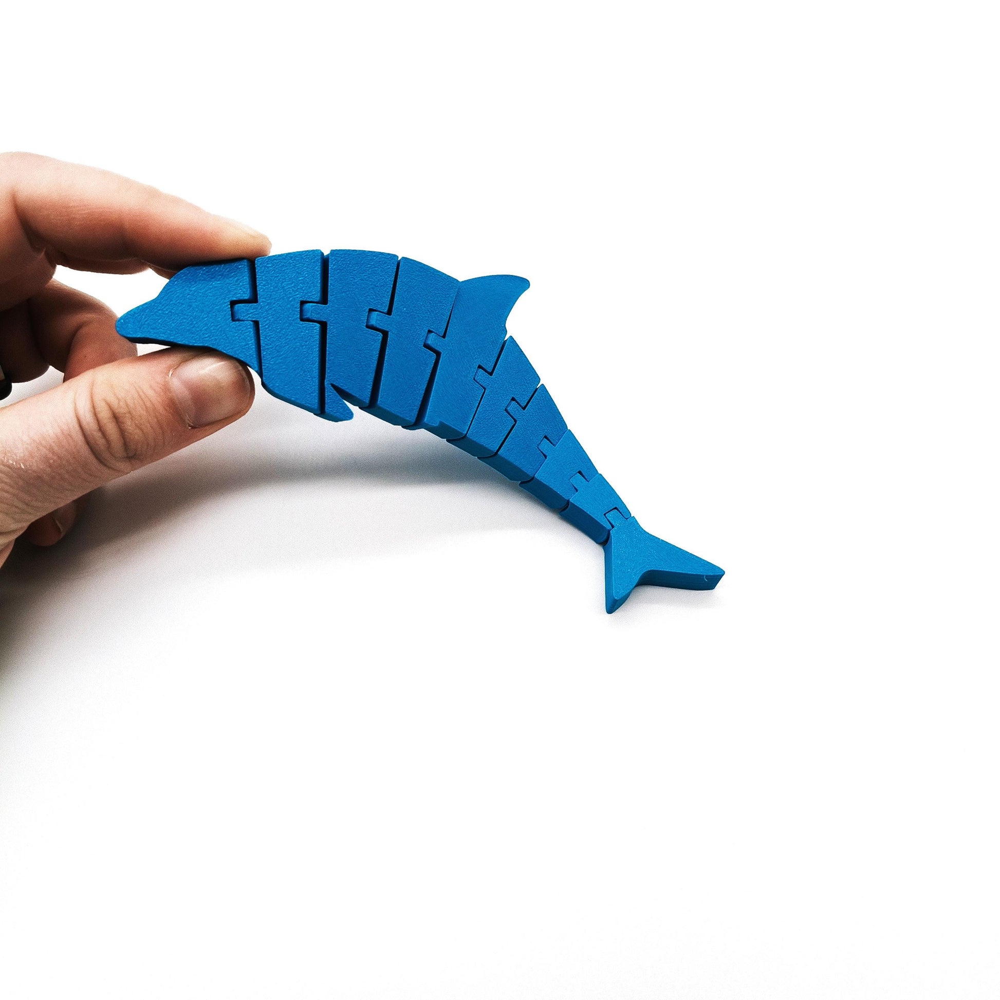 Articulated Dolphin Toy – Flexible Fidget Sensory Toy – Fun Desk Decor & Gift for Ocean Lovers – Customizable, Moving Dolphin Figure