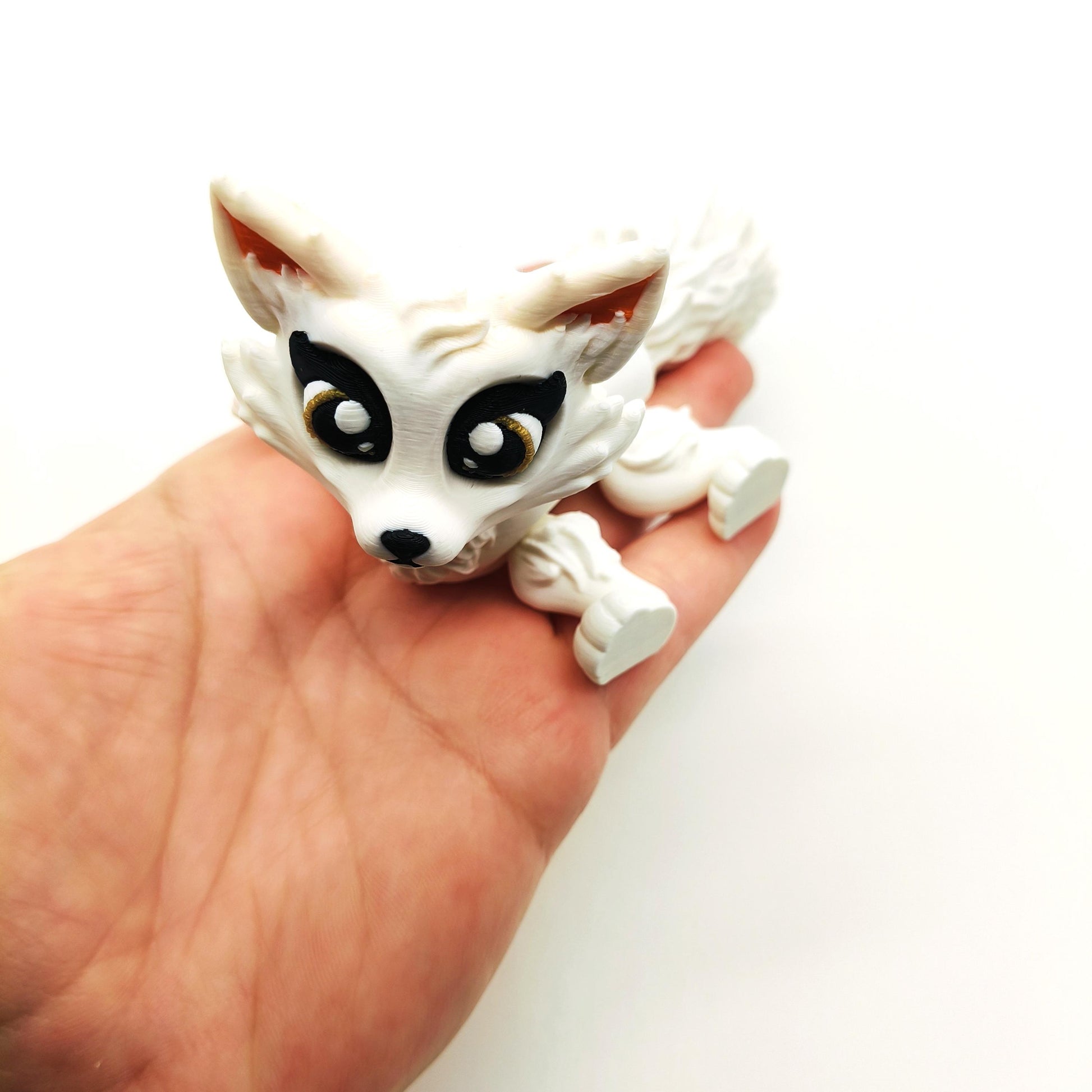 Articulated Arctic Fox – Poseable Flexible Animal Figure – Cute Fidget Companion, Perfect Gift for Animal Lovers, Fantasy Creature