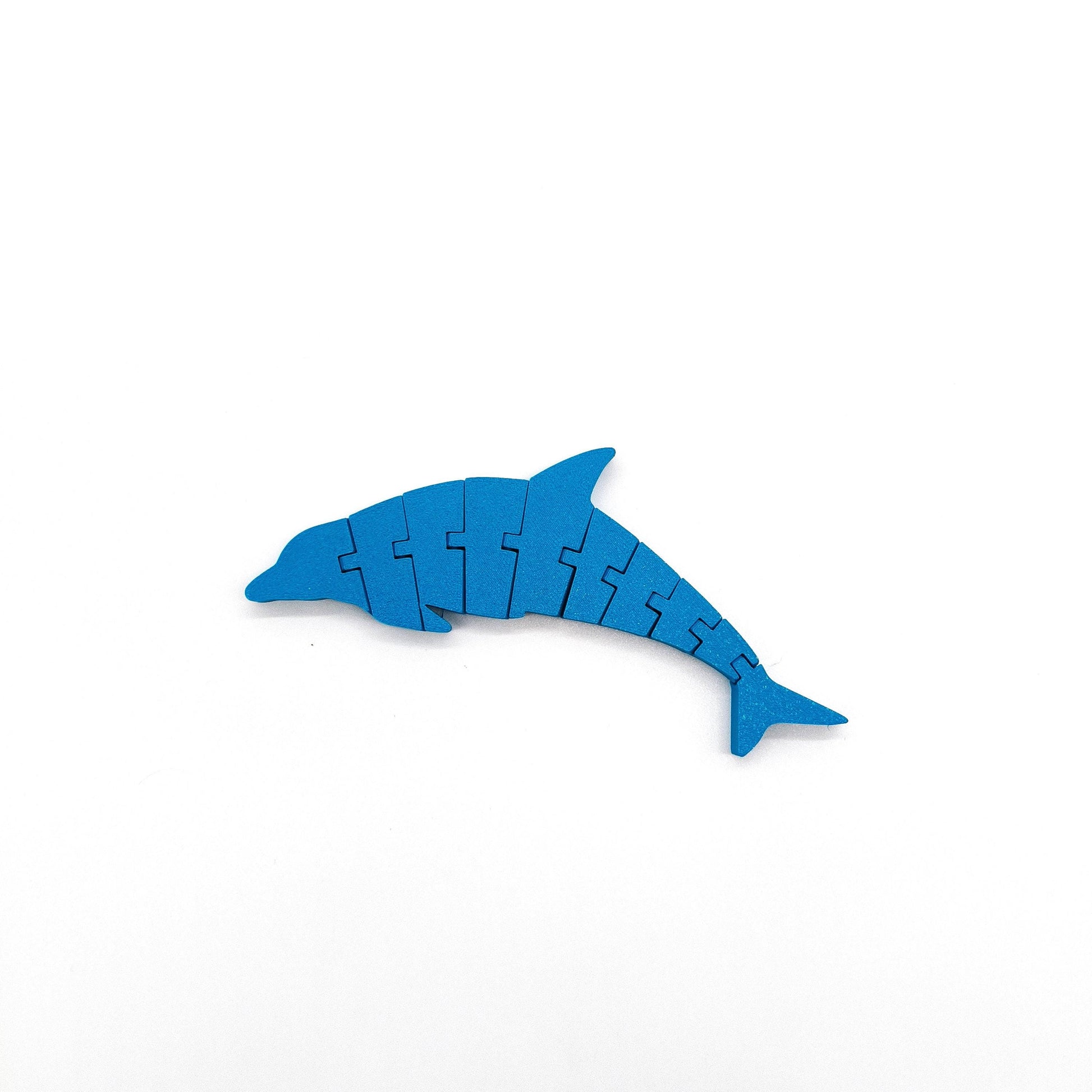 Articulated Dolphin Toy – Flexible Fidget Sensory Toy – Fun Desk Decor & Gift for Ocean Lovers – Customizable, Moving Dolphin Figure