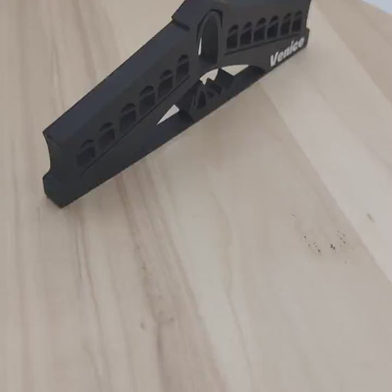 Elegant Venice Decoration – Italy Souvenir with Bridge and Gondola Scene | Perfect Memory Gift from Venice