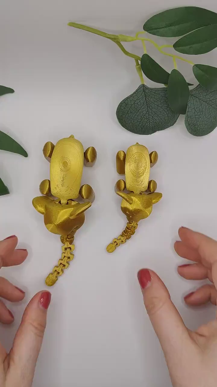 FLEXIPHANT, Flexi Articulated Animal, Toy,  Home Decor,  Elephant Ornament,  Desk Pet,  Unique Toy - 3D Printed - Fidget Toy