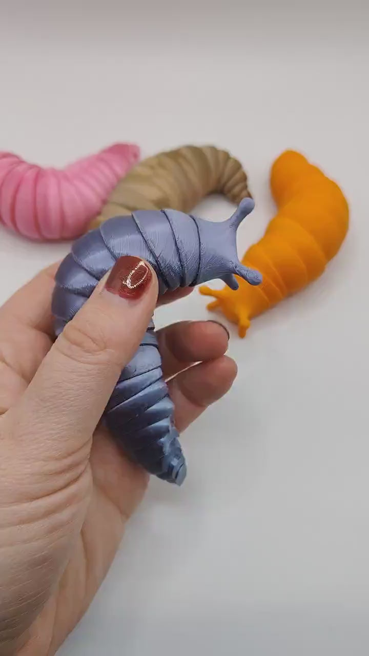 Slug Fidget Toy | 3D Printed Worm Fidget Desk Toy | Friendly Articulated Wiggly Slug